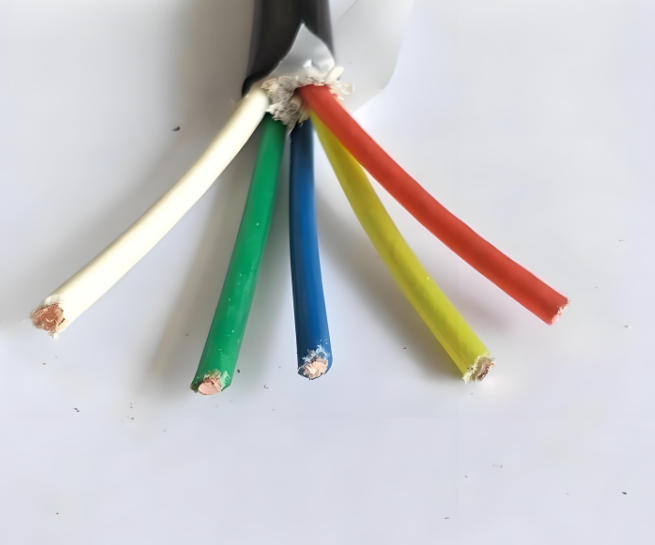 電纜受潮和進水的原因和危害有哪些.jpg